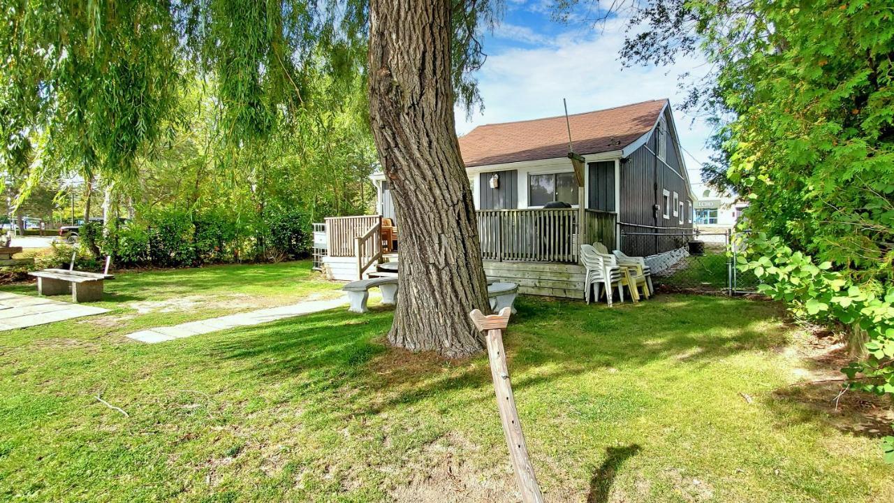 Main Beach River Retreat - Wasaga Beach 1 - Main Strip - 95 Mosley St Exteriér fotografie